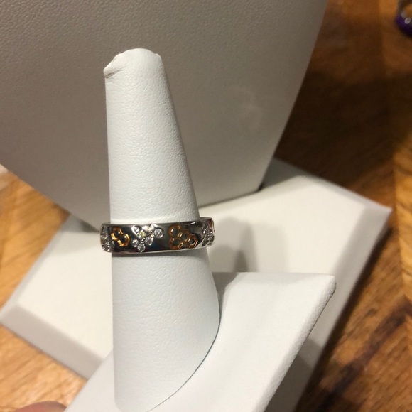 So pretty Bee 🐝 hive 925 Sterling Silver ring - Picture 3 of 5